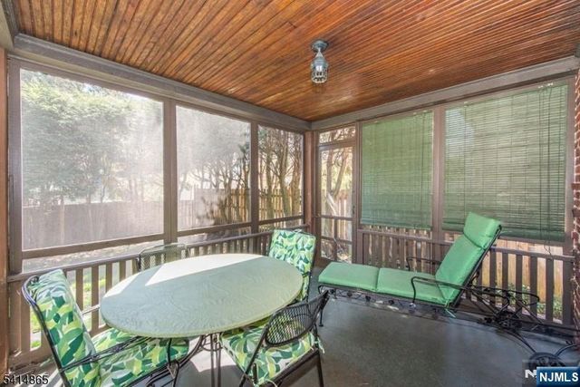 31 Windsor Road, Clifton, NJ 07012