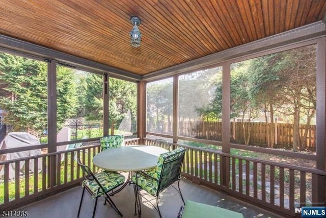 31 Windsor Road, Clifton, NJ 07012