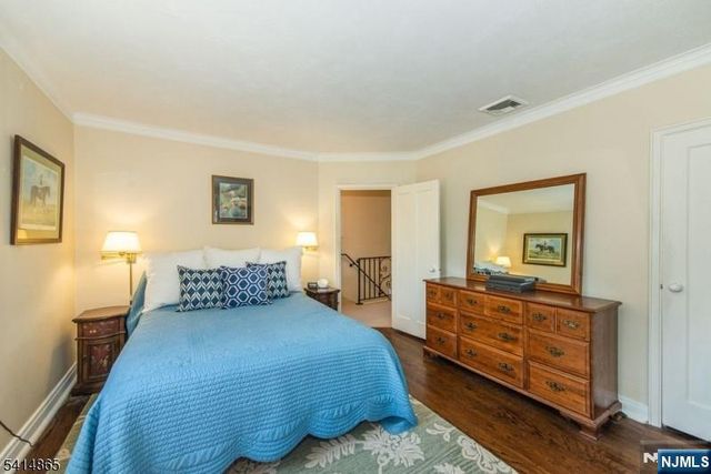 31 Windsor Road, Clifton, NJ 07012