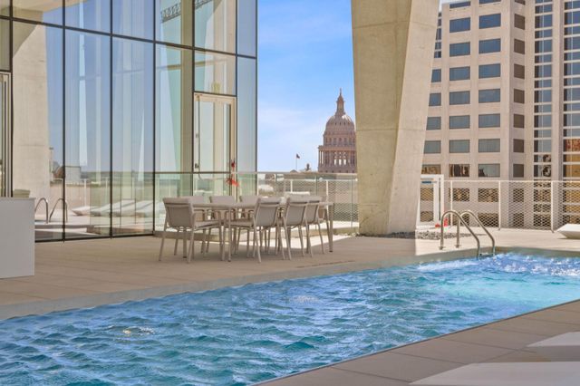 313 W 17th ST 1203, Austin, TX 78701