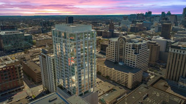 313 W 17th ST 1203, Austin, TX 78701