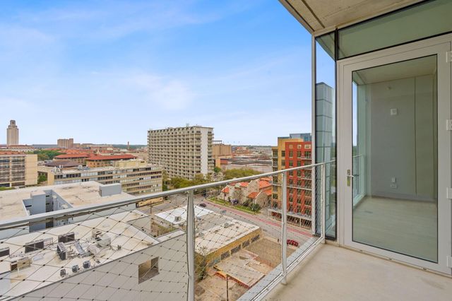 313 W 17th ST 1203, Austin, TX 78701