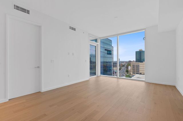 313 W 17th ST 1203, Austin, TX 78701