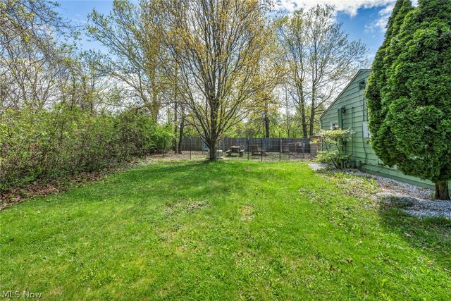 7090 Comanche Trail, Mentor, OH 44060