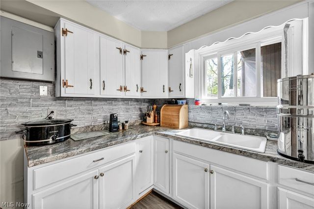 7090 Comanche Trail, Mentor, OH 44060