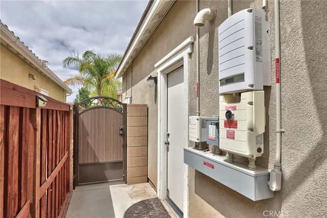 29656 Canyonlands, Menifee, CA 92585