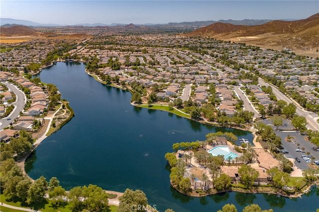 29656 Canyonlands, Menifee, CA 92585