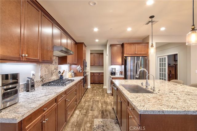 29656 Canyonlands, Menifee, CA 92585