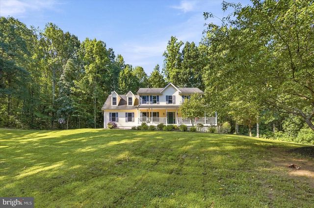 9516 PRIMROSE LN, Marshall, VA 20115