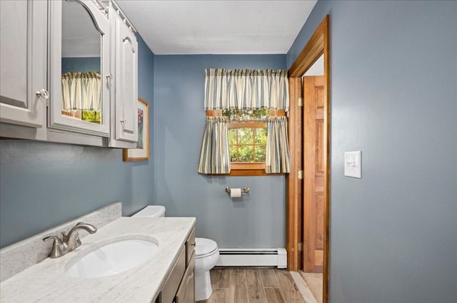 9 Cyndy Ln, Millbury, MA 01527