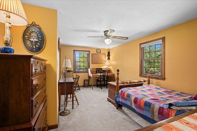 9 Cyndy Ln, Millbury, MA 01527