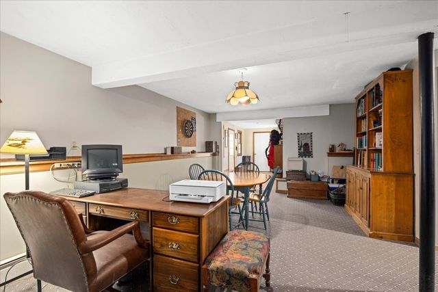 9 Cyndy Ln, Millbury, MA 01527