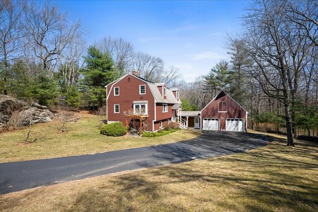 9 Cyndy Ln, Millbury, MA 01527