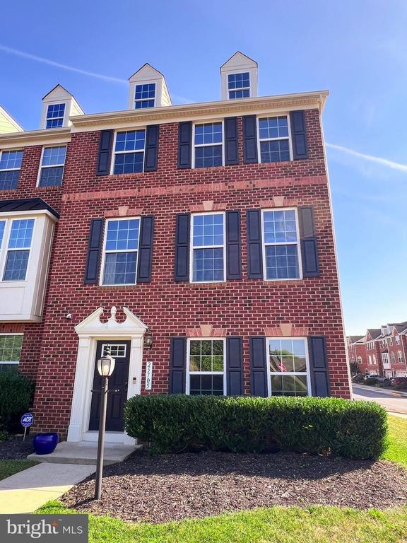 25705 CLAIRMONT MANOR SQ, Aldie, VA 20105