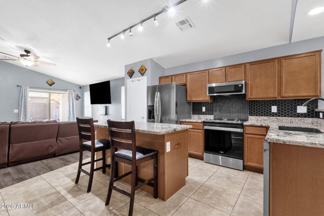 4629 W CARSON Road, Laveen, AZ 85339