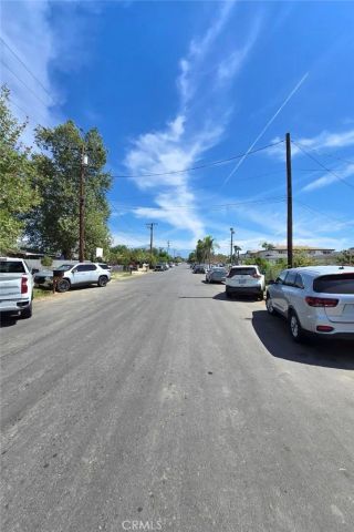 1275 Hardt, San Bernardino, CA 92408