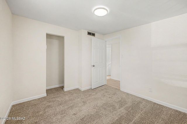 205 E District Street, Tucson, AZ 85714