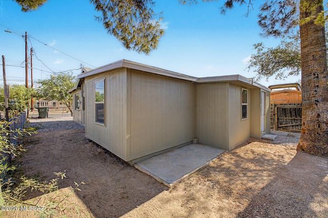 205 E District Street, Tucson, AZ 85714