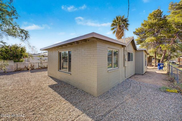 205 E District Street, Tucson, AZ 85714