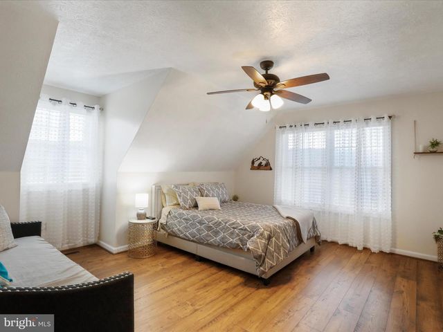 317 LOCUSTDALE LOOP, Shenandoah, VA 22849