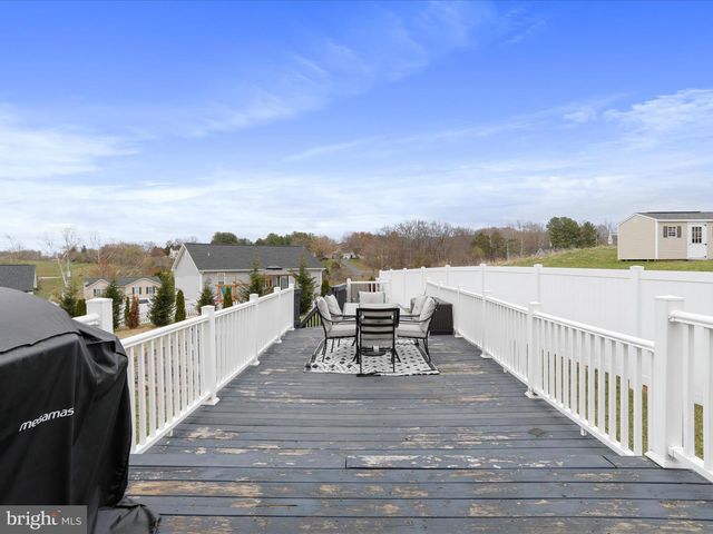 317 LOCUSTDALE LOOP, Shenandoah, VA 22849