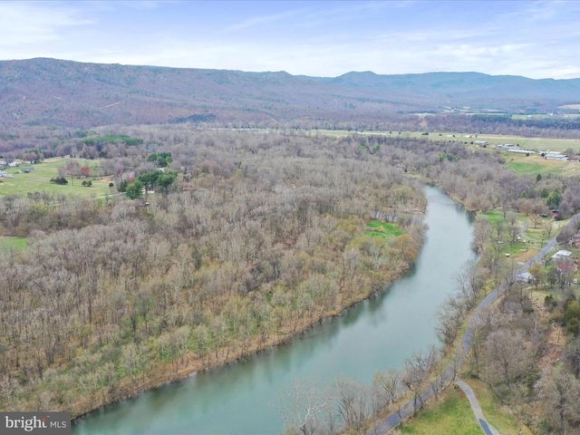 317 LOCUSTDALE LOOP, Shenandoah, VA 22849