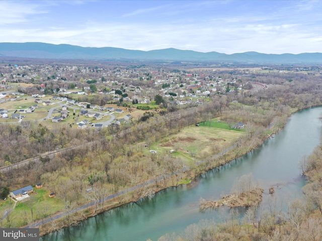 317 LOCUSTDALE LOOP, Shenandoah, VA 22849