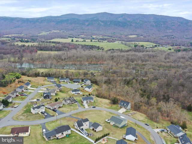 317 LOCUSTDALE LOOP, Shenandoah, VA 22849