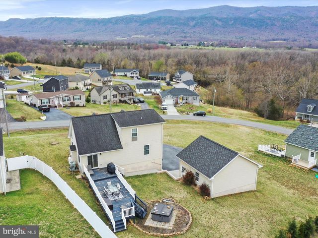 317 LOCUSTDALE LOOP, Shenandoah, VA 22849