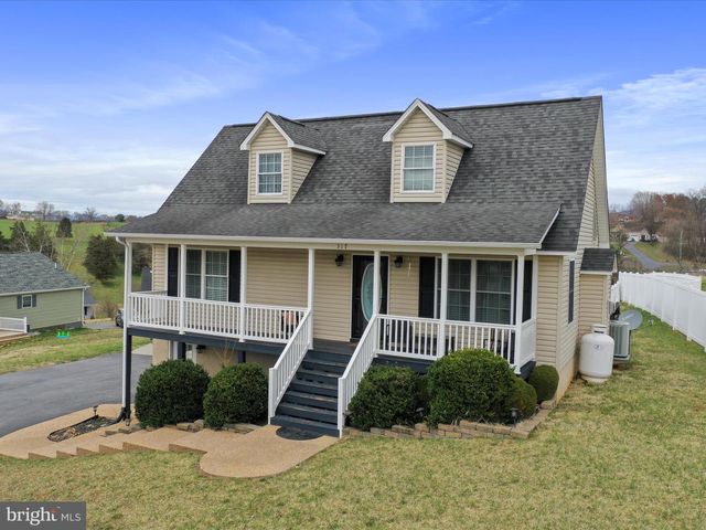 317 LOCUSTDALE LOOP, Shenandoah, VA 22849