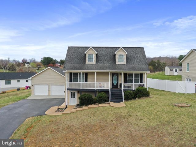 317 LOCUSTDALE LOOP, Shenandoah, VA 22849