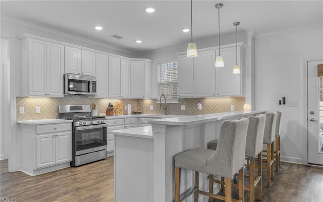 517 Middleton WAY, Chesapeake, VA 23322