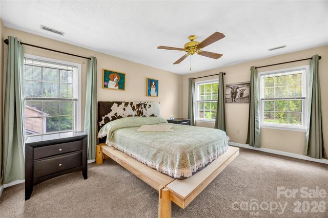 8349 Norcroft Drive, Charlotte, NC 28269
