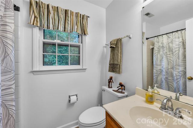 8349 Norcroft Drive, Charlotte, NC 28269