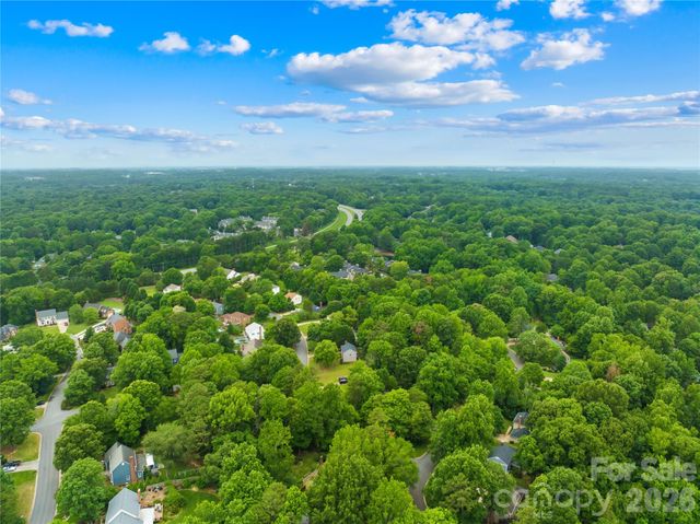 8349 Norcroft Drive, Charlotte, NC 28269