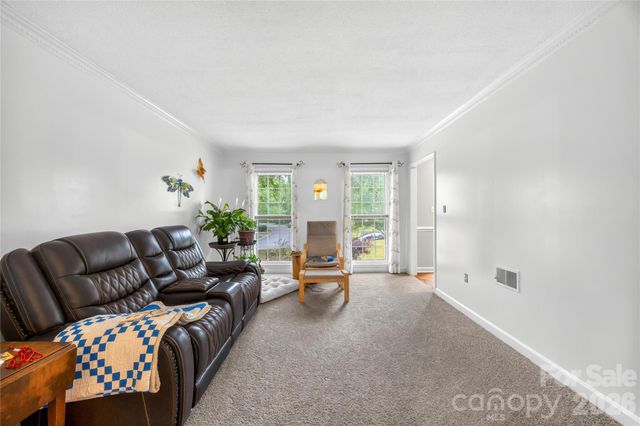 8349 Norcroft Drive, Charlotte, NC 28269