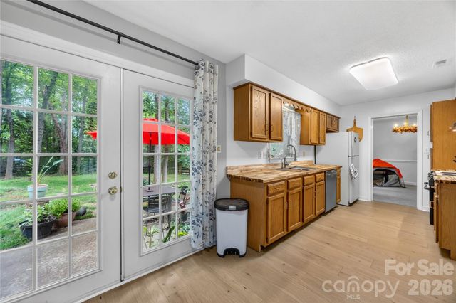 8349 Norcroft Drive, Charlotte, NC 28269