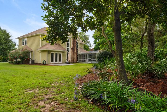 9 Southwind Court, Niceville, FL 32578