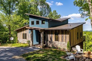 2511 Cove Mountain Lane, Sevierville, TN 37862