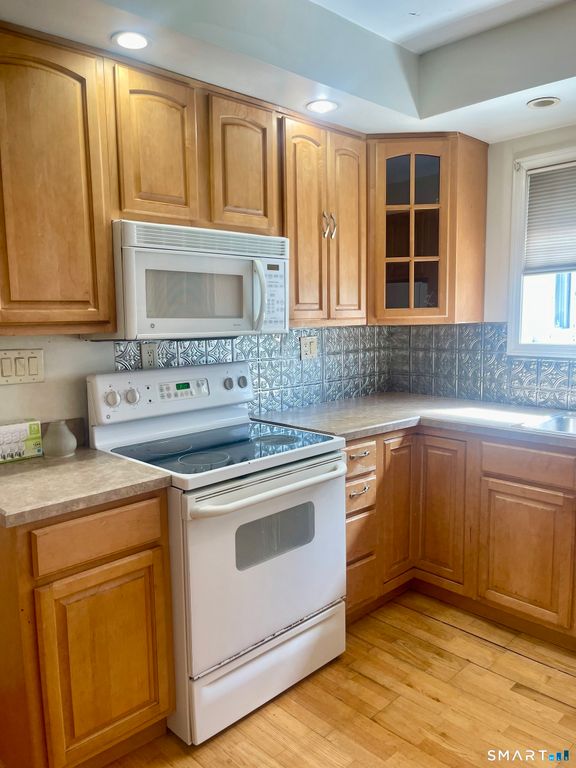 155 William Street 1, West Haven, CT 06516