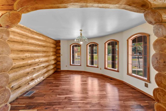 19012 W Pommier Rd, Cheney, WA 99004