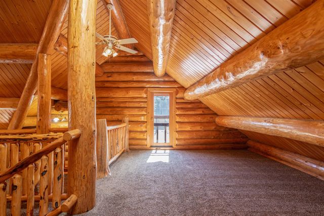 19012 W Pommier Rd, Cheney, WA 99004