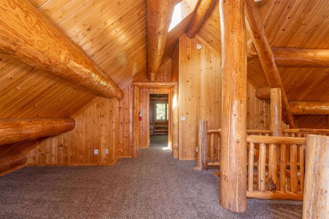 19012 W Pommier Rd, Cheney, WA 99004