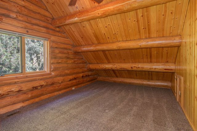 19012 W Pommier Rd, Cheney, WA 99004