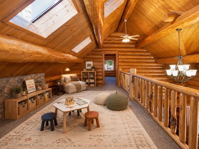 19012 W Pommier Rd, Cheney, WA 99004