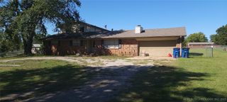 901 N Hopi Avenue, Chouteau, OK 74337