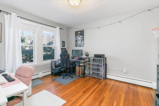 1742 Commonwealth Ave 2, Boston, MA 02135