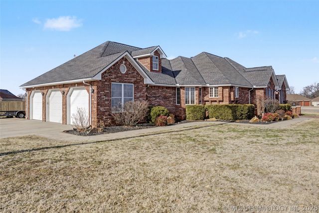 2168 S 433 Road, Pryor, OK 74361
