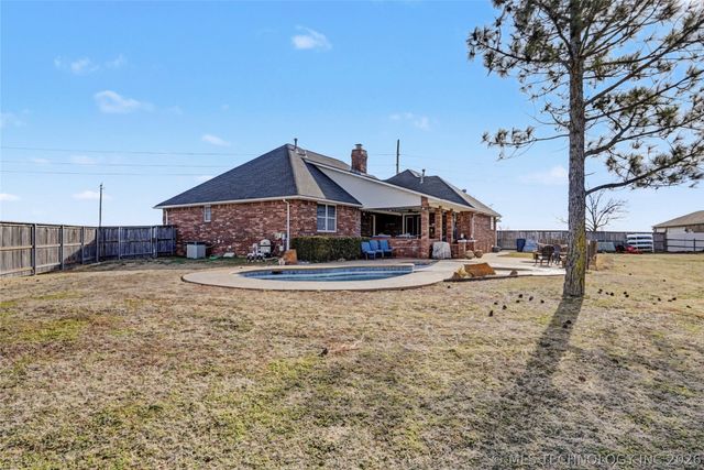 2168 S 433 Road, Pryor, OK 74361