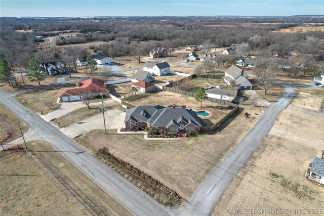 2168 S 433 Road, Pryor, OK 74361